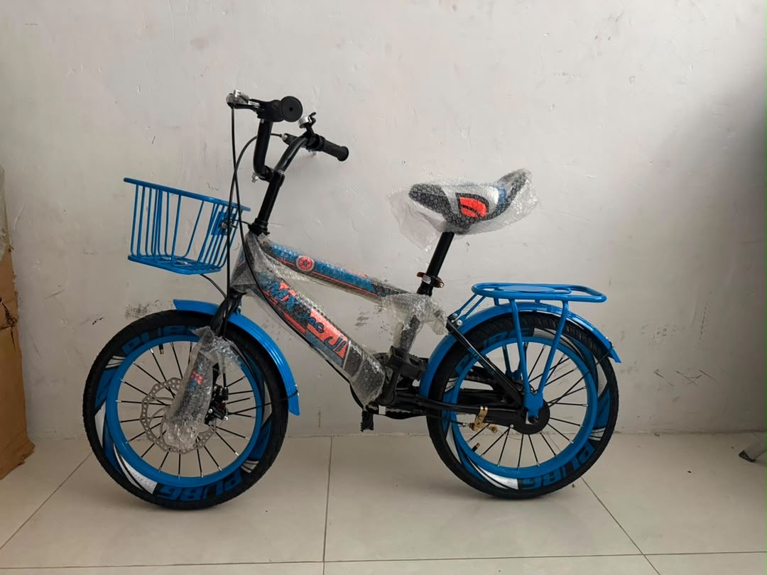 16 number Kids Cycle With Brakes Supporting Wheels & Front Basket For Unisex MultiColors